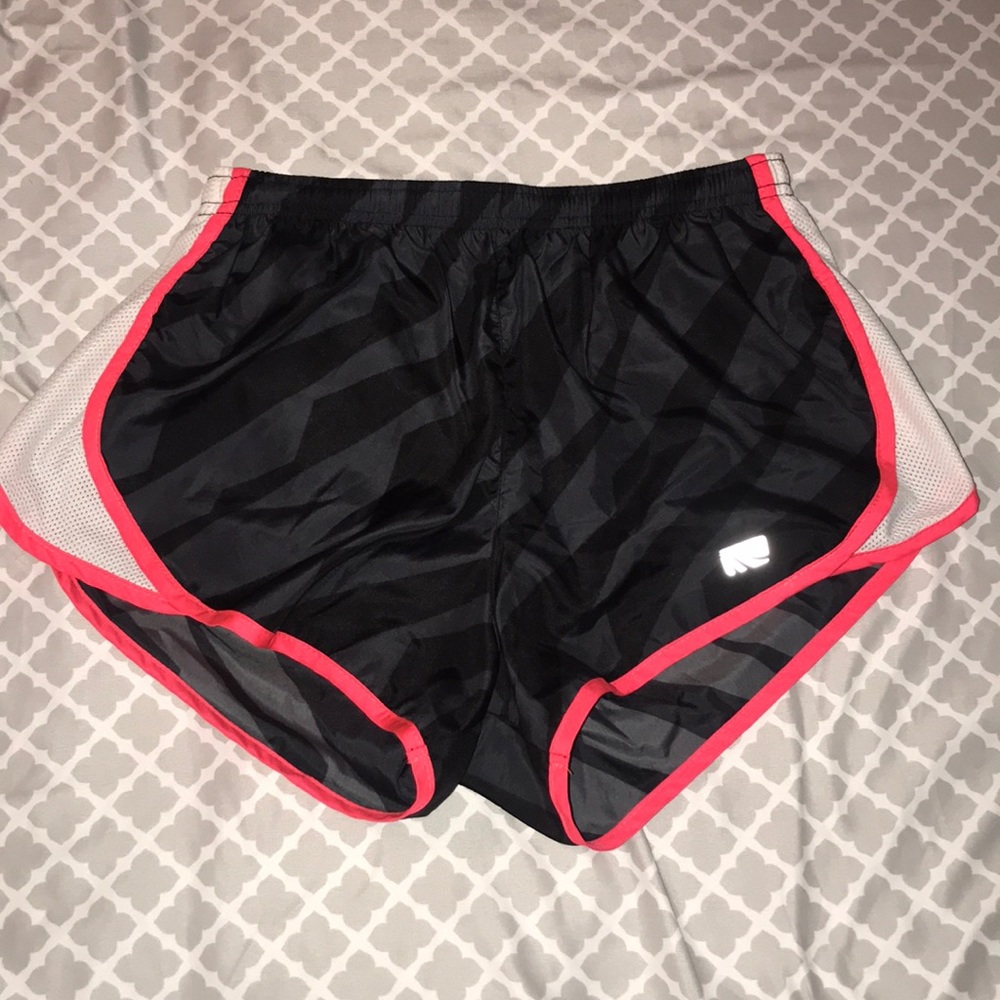 2 shorts! - Picture 4 of 6